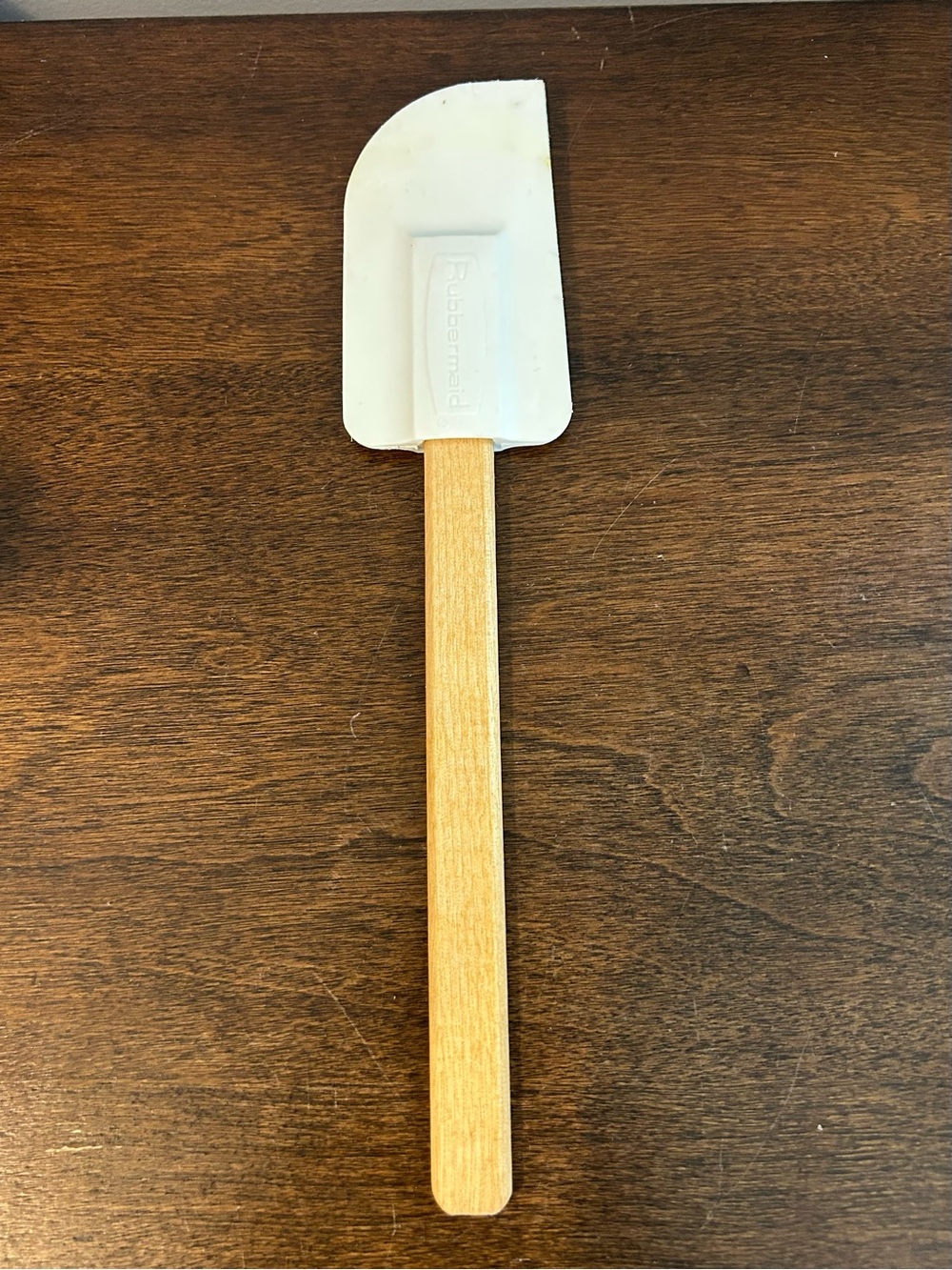 RUBBERMAID Cooking SPATULA 9.75” Rubber Blade Wood Handle. #2724 Vintage Read**